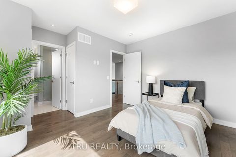 Photo 30 at 250 Sunnyridge Crescent, Emerald Meadows/Trailwest, Kanata