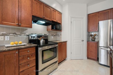 Photo 16 at 211 Butterfly Walk, Mer Bleue/Bradley Estates/Anderson Park, Orleans