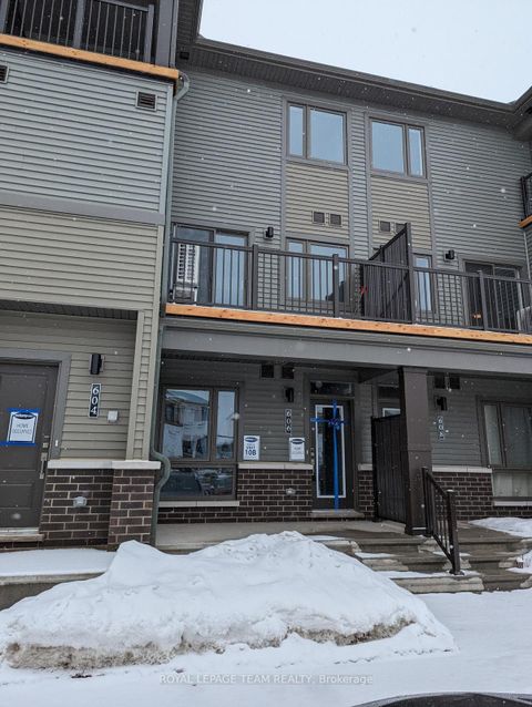 Photo 2 at 606 Lillian Freiman Private, Nepean (Half Moon Bay), Ottawa