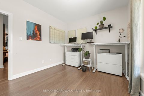 Photo 18 at 400 Cinnamon Crescent, Fitzroy Ward (South West), Carp