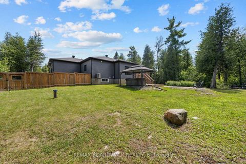 Photo 40 at 400 Cinnamon Crescent, Fitzroy Ward (South West), Carp