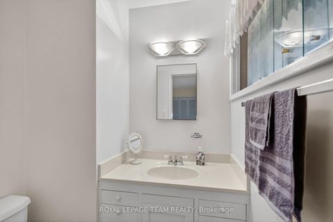 Photo 16 at 46 Quinpool Crescent, Nepean (Arbeatha Park), Ottawa