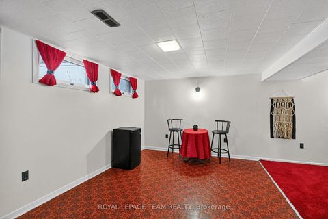 Photo 23 at 46 Quinpool Crescent, Nepean (Arbeatha Park), Ottawa