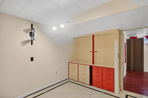 Photo 26 at 46 Quinpool Crescent, Nepean (Arbeatha Park), Ottawa