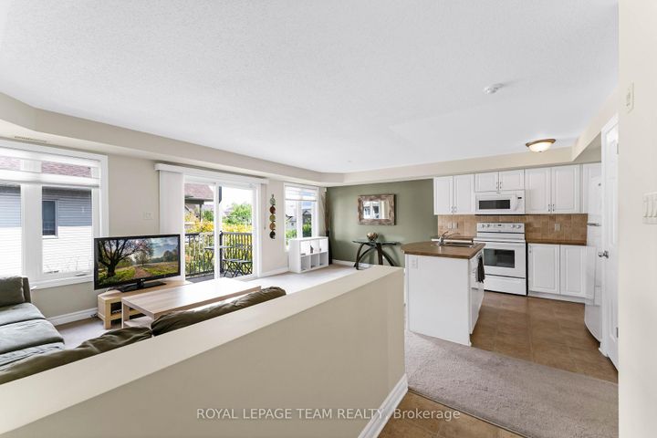 Photo 7 at 8 - 575 STONEFIELD Private, Nepean (Barrhaven East), Ottawa
