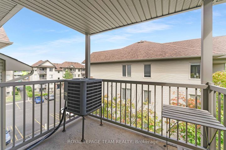 Photo 23 at 8 - 575 STONEFIELD Private, Nepean (Barrhaven East), Ottawa