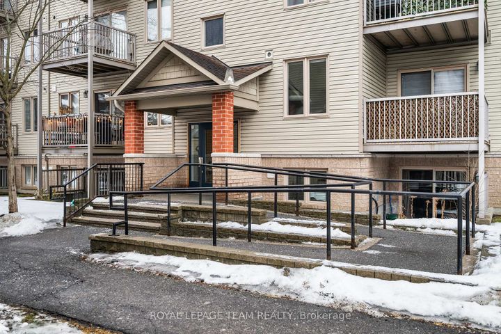 Photo 32 at 8 - 575 STONEFIELD Private, Nepean (Barrhaven East), Ottawa