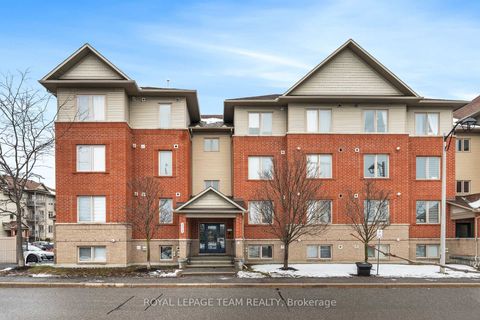 Photo 1 at 8 - 575 STONEFIELD Private, Nepean (Barrhaven East), Ottawa