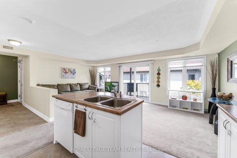 Photo 11 at 8 - 575 STONEFIELD Private, Nepean (Barrhaven East), Ottawa