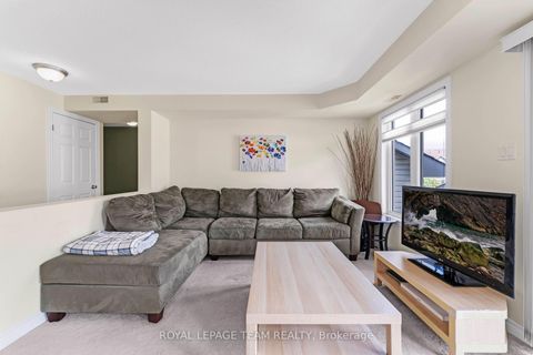 Photo 16 at 8 - 575 STONEFIELD Private, Nepean (Barrhaven East), Ottawa