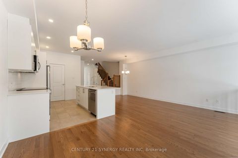 Photo 5 at 254 Finsbury Avenue, Stittsville (South), Stittsville