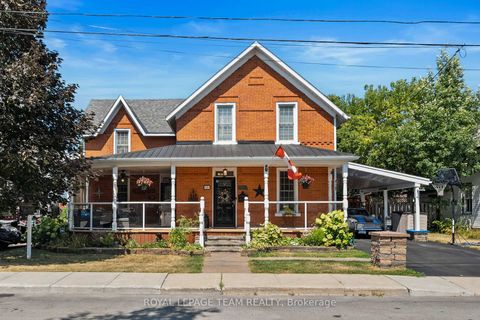 Photo 1 at 133 Mary Street N, Carleton Place