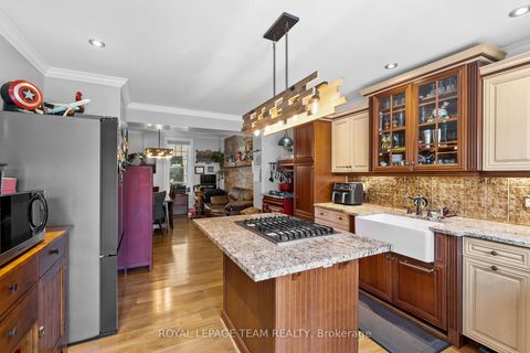 Photo 2 at 133 Mary Street N, Carleton Place