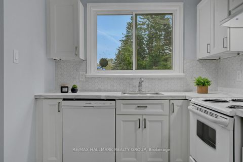 Photo 13 at 71 Morton Drive, Glencairn/Hazeldean, Kanata