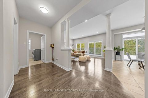 Photo 4 at 32 Eliza Crescent, Stittsville (South), Stittsville