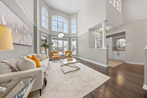 Photo 5 at 32 Eliza Crescent, Stittsville (South), Stittsville