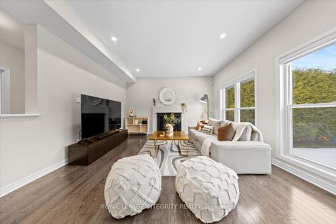 Photo 12 at 32 Eliza Crescent, Stittsville (South), Stittsville