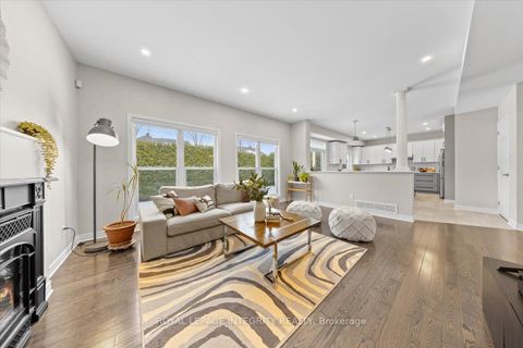 Photo 13 at 32 Eliza Crescent, Stittsville (South), Stittsville