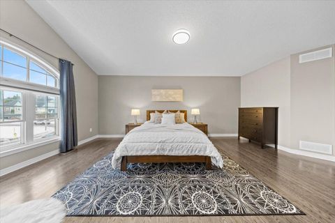 Photo 21 at 32 Eliza Crescent, Stittsville (South), Stittsville