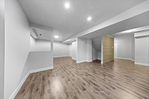 Photo 34 at 32 Eliza Crescent, Stittsville (South), Stittsville