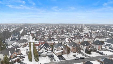 Photo 40 at 32 Eliza Crescent, Stittsville (South), Stittsville