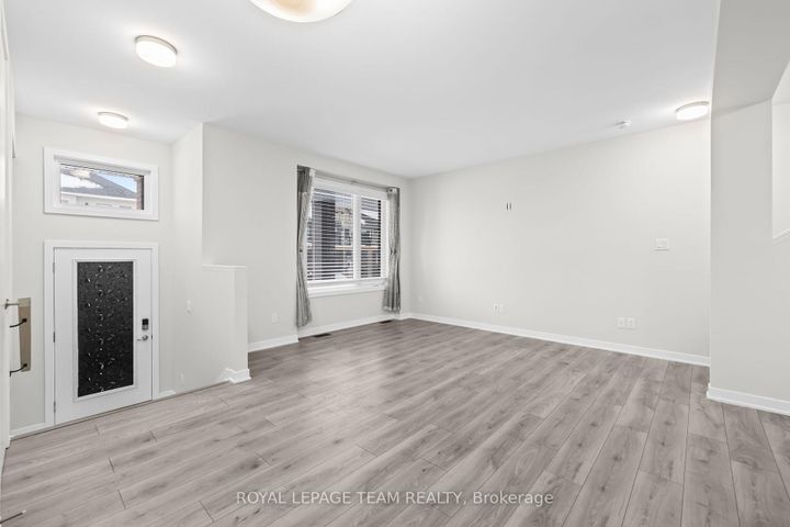 Photo 2 at 335 Catsfoot Walk, Nepean (Half Moon Bay), Ottawa