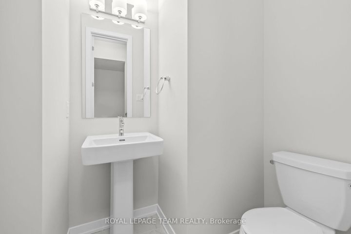 Photo 7 at 335 Catsfoot Walk, Nepean (Half Moon Bay), Ottawa