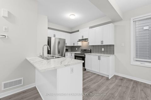 Photo 5 at 335 Catsfoot Walk, Nepean (Half Moon Bay), Ottawa