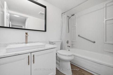 Photo 9 at 505 - 330 Centrum Boulevard, Bilberry Creek/Queenswood Heights, Orleans