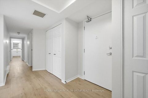 Photo 12 at 505 - 330 Centrum Boulevard, Bilberry Creek/Queenswood Heights, Orleans