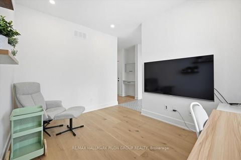 Photo 15 at 296 Cornice Street, Mer Bleue/Bradley Estates/Anderson Park, Orleans