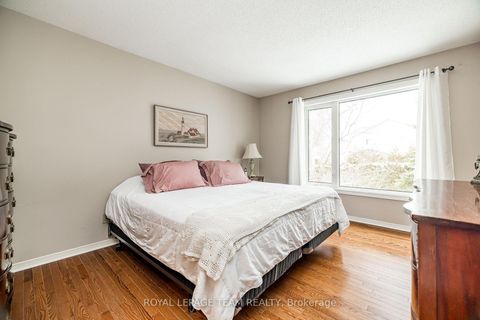 Photo 17 at 13 - 25 Pine Needles Court, Stittsville (Central), Stittsville