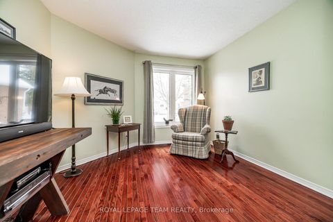 Photo 22 at 13 - 25 Pine Needles Court, Stittsville (Central), Stittsville
