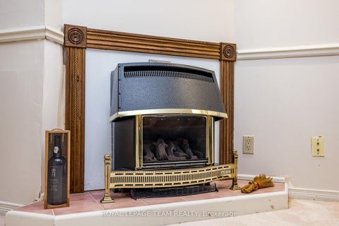 Photo 27 at 13 - 25 Pine Needles Court, Stittsville (Central), Stittsville