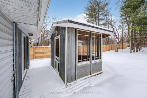 Photo 32 at 8 New Street, Rideau Lakes (Newboro) Twp, Rideau Lakes