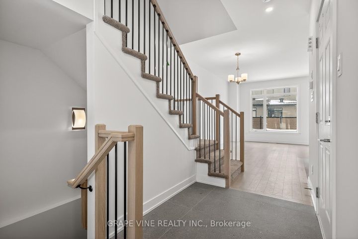 Photo 6 at 503 Corretto Street, Nepean (Heritage Park), Ottawa