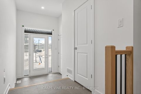 Photo 3 at 503 Corretto Street, Nepean (Heritage Park), Ottawa