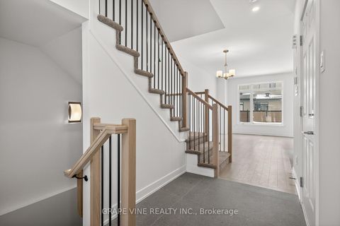 Photo 6 at 503 Corretto Street, Nepean (Heritage Park), Ottawa