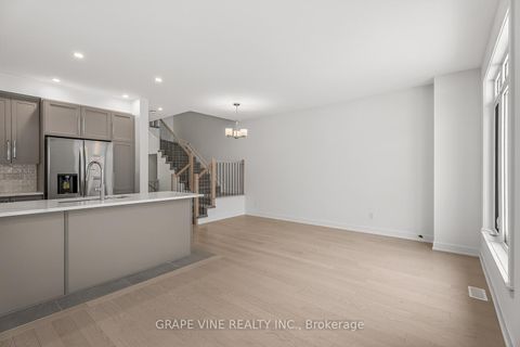 Photo 9 at 503 Corretto Street, Nepean (Heritage Park), Ottawa