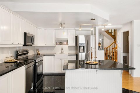 Photo 17 at 18 Oakham Ridge N, Morgan's Grant/South March, Kanata