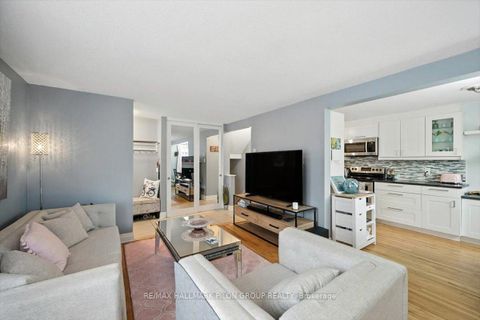 Photo 3 at 81A - 758 St. Andre Drive, Hiawatha Park/Convent Glen, Orleans