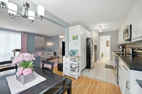 Photo 5 at 81A - 758 St. Andre Drive, Hiawatha Park/Convent Glen, Orleans