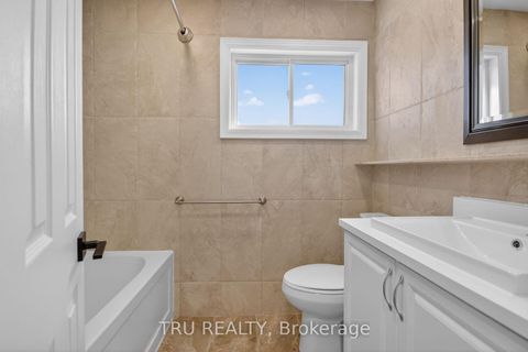 Photo 26 at 12 Apache Crescent, Nepean (City View/Skyline/Fisher Heights/Parkwood Hills), Ottawa