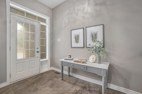 Photo 3 at 156 Asper Trail Circle, Emerald Meadows/Trailwest, Kanata