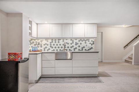 Photo 20 at 156 Asper Trail Circle, Emerald Meadows/Trailwest, Kanata