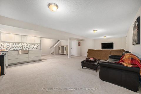 Photo 21 at 156 Asper Trail Circle, Emerald Meadows/Trailwest, Kanata