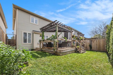 Photo 28 at 156 Asper Trail Circle, Emerald Meadows/Trailwest, Kanata