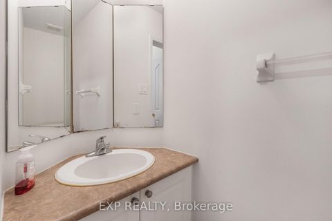 Photo 7 at 44 TOBERMORY Crescent, Morgan's Grant/South March, Kanata