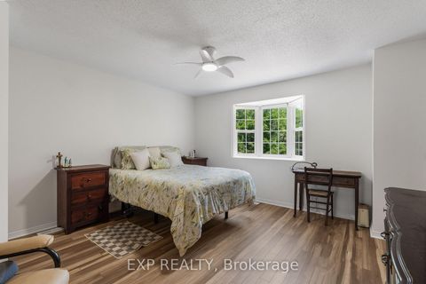 Photo 22 at 44 TOBERMORY Crescent, Morgan's Grant/South March, Kanata