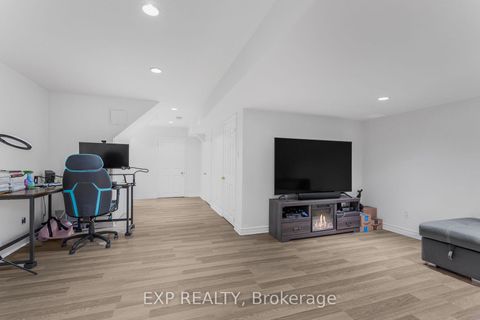 Photo 27 at 44 TOBERMORY Crescent, Morgan's Grant/South March, Kanata